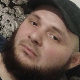 Али Profile Picture