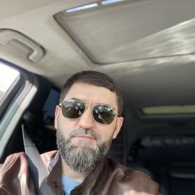 Эльдар Profile Picture