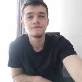 Булат Шарипзянов