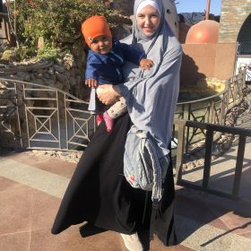 Яра Светлакова