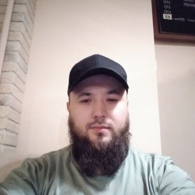 Шухрат Рустамов