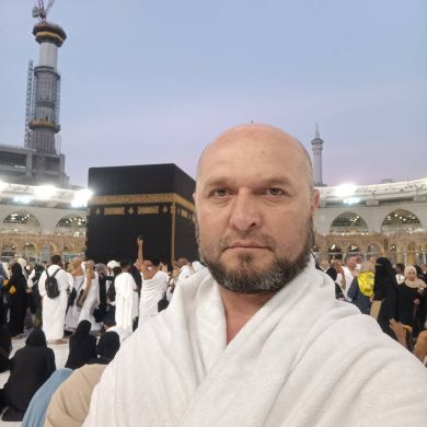 mukhammad Abdukhalik