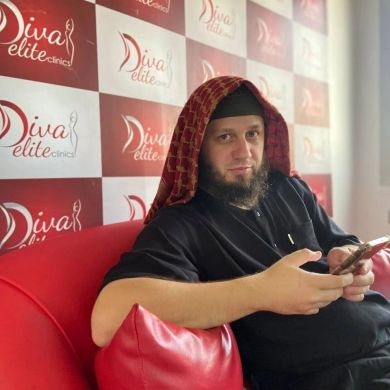 آدم أبو مريم