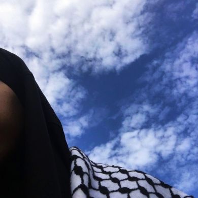 فاطمـ A Profile Picture