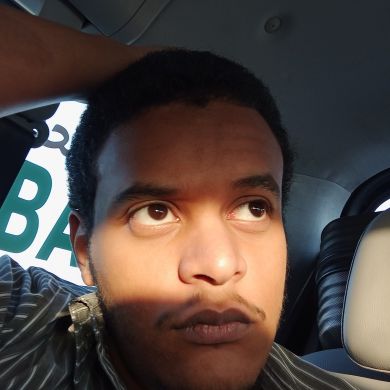 عبد العزيز زهير