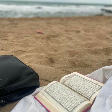 حفيدة عائشة