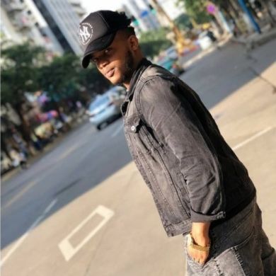 esmach lux Profile Picture