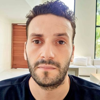 Lyes Zouggar Profile Picture