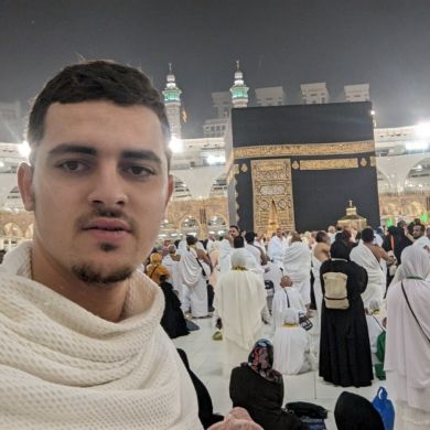 bari zenati bari Profile Picture