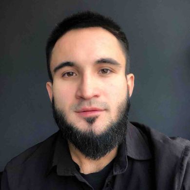 Ислам Давыдов