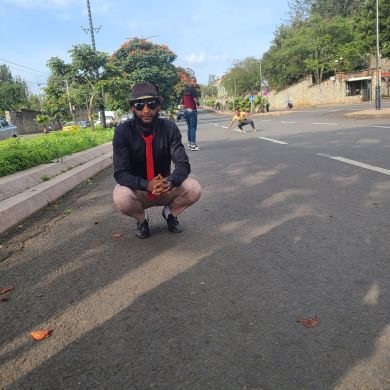 mukerem seyfedin Profile Picture