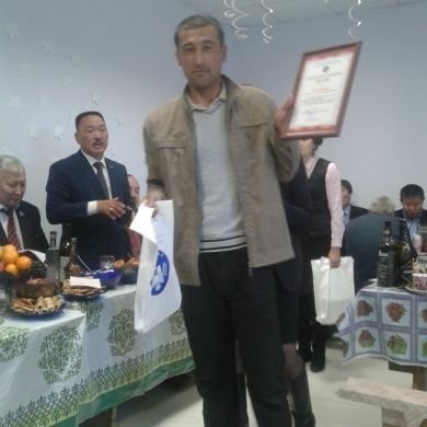 Азизбек Тиллаволдиев