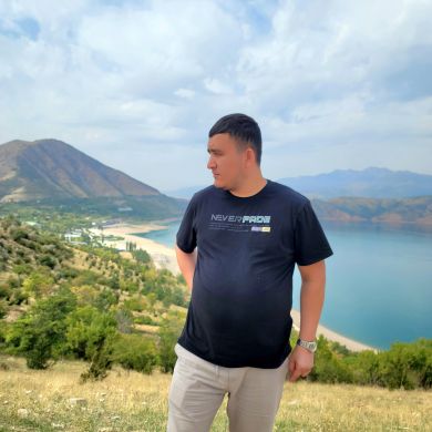 Umarbek Qurbonov Profile Picture