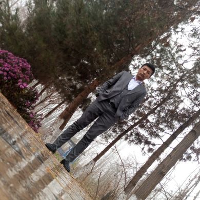 Qutlugbek Abdurazzoqov