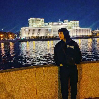 Нодир Умиров