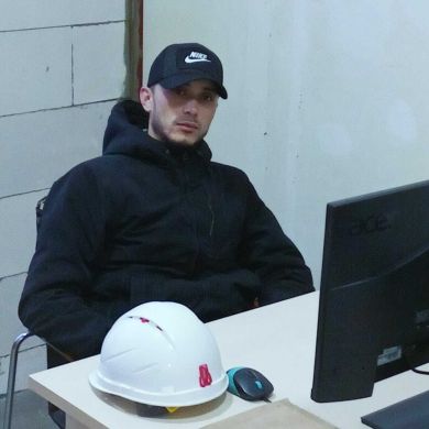 Уктам Якубов