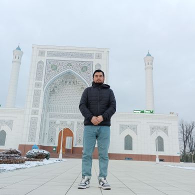 Ulugbek abdullayev Profile Picture