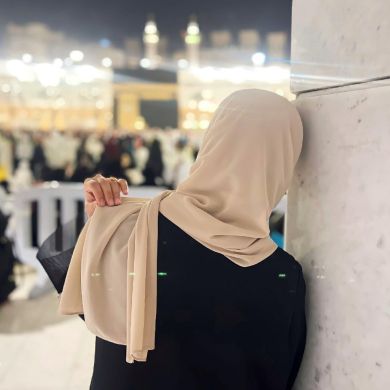 khurshiidovnam Profile Picture