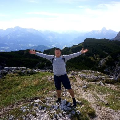 Shohruh Holmatov profile picture