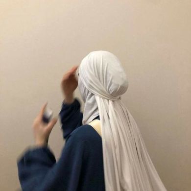 سمبلاة بنت روشان Profile Picture