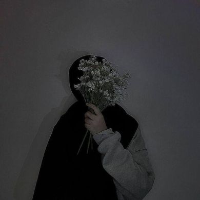 م بنت مزفر Profile Picture