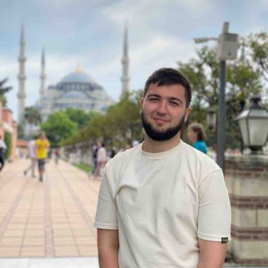 Муса Шогенов