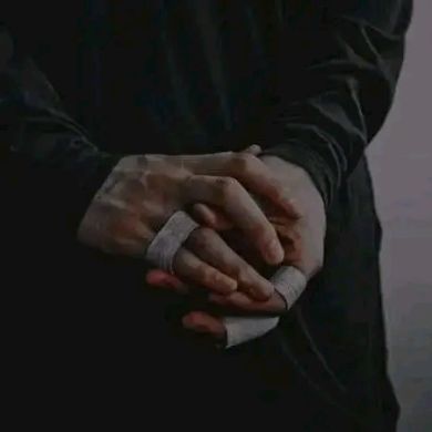 الشهيد الحي