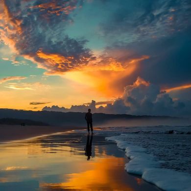 زكرياء الجزائري