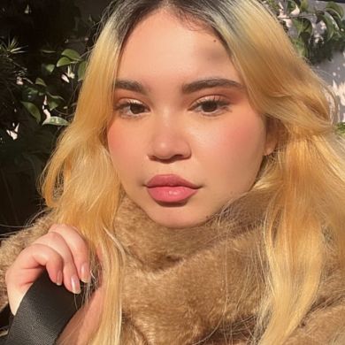 emiii iiii Profile Picture