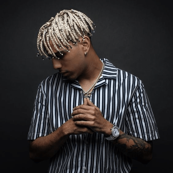 Best 16 Low Taper Fade with Textured Fringe Hairstyle - Taper Haircuts