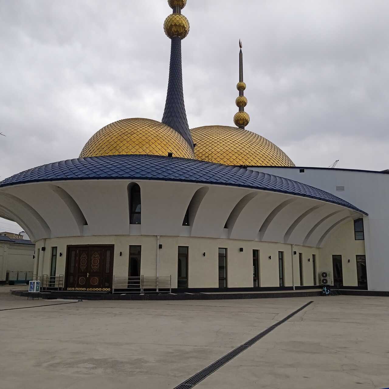 Shu masjid imomini Alloh ikkala dunyoda salomat qi.. | Abdulloh Abdulloh