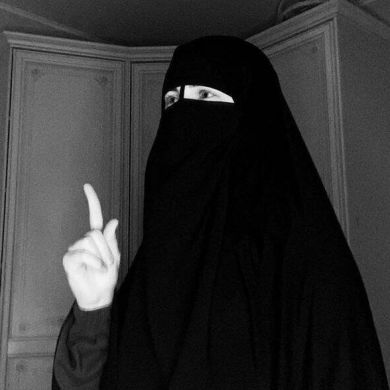 Alina Alina Profile Picture