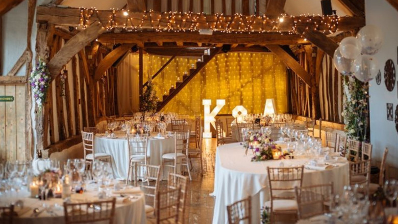 What Really Happens When the DJ Sets the Wedding Mood | Reviews And Complaints