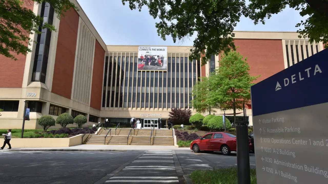 Delta Airlines Headquarters: Address, Contact & Services Details