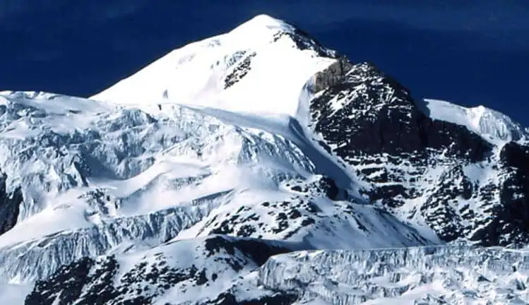 Chulu East Peak Climbing | Nepal Social Treks