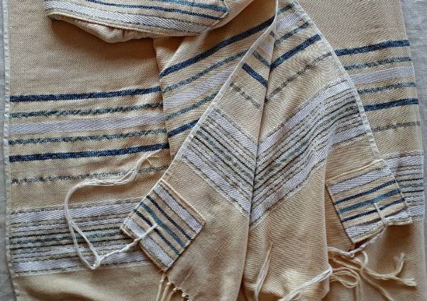 Understanding the Meaning and Importance of a Bar mitzvah